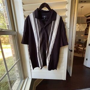 Banana Republic Black and Cream Striped Men's Shirt